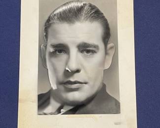 Lot 338h  Actor Lon Chaney, Jr photo