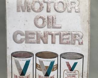 154  Lot 637  Vintage metal Valvoline Motor Oil advertisement