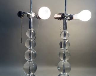 066  Lot 284  Pair of Mid century acrylic stacked ball table