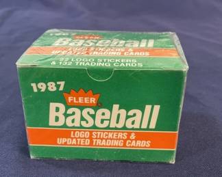 Lot 548h  1987 fleer baseball update trading cards sealed