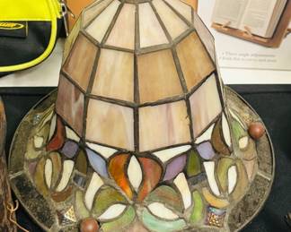 Tiffany-style wall lamp