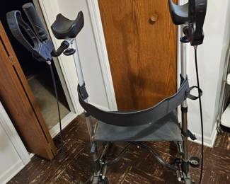 Upright Walker Rollator