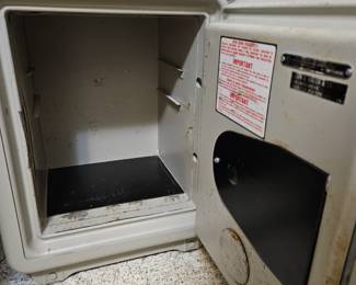 Sentry Valueguard Safe second image