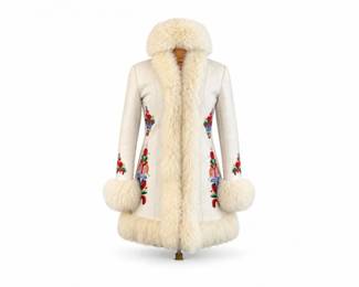 109 VintageSheepskinEmbroideredCoatHatbyFursbyMoSizeSmall