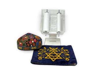 72 TorahScrollAcrylicDisplayStandwJudaicaPrayerBagKippah