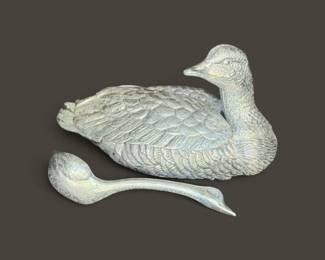 128 Vintage1978ArthurCourtAluminumDuckTureenwDucklingLadle