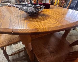 solid oak Amish made round oak table with four chairs