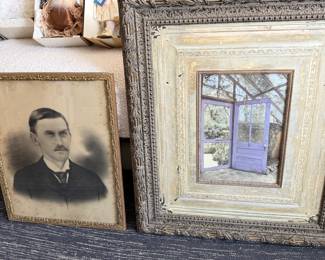 antie frame plus the purple door print