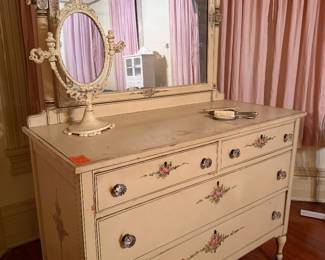 #67. $520 country cottage 1940's cream and floral 4 drawers