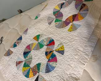 #70. $100 vintage quilt with fan pattern