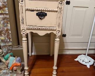 #71. $280 country cottage night chests