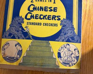 Vintage 2 games in 1 Chinese Checkers and standard checkers board