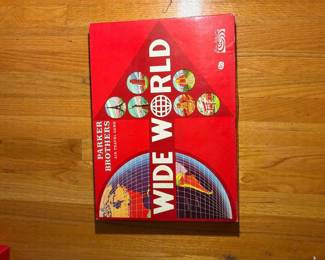 Vintage Parker Brothers Wide World air travel board game