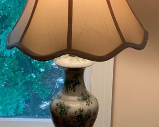 Contemporary desk/dresser lamp.