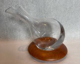 Crystal roly poly carafe