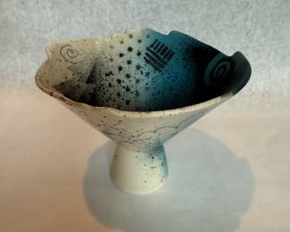 Caroline Koons studio art pottery