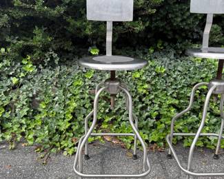 Stainless steel adjustable medical/lab stool