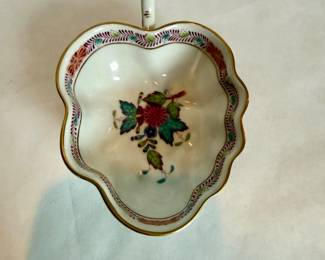 Herend dish