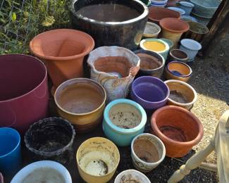 Lrage and small garden pots