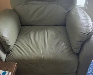 Recliner chair