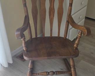 Rocking chair 