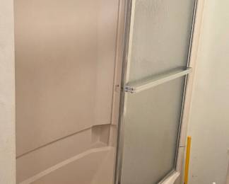 5 ft glass shower doors