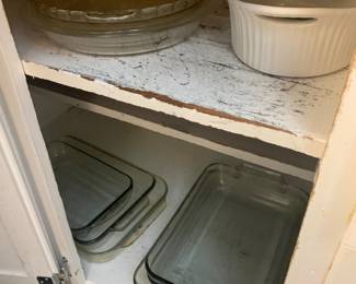 Bakeware and cookware