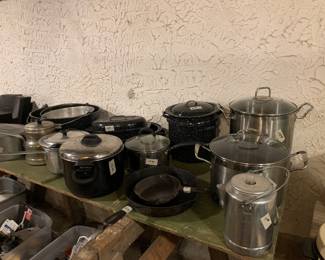 Roasting Pans and Stockpots