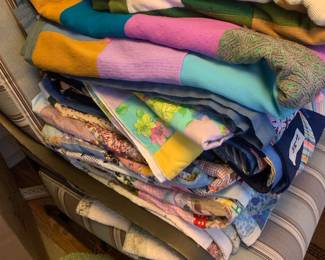Vintage Quilts and Blankets