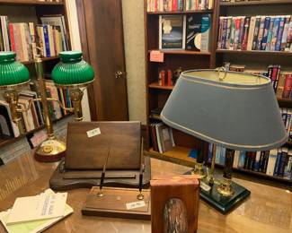 Desk Lamps and Accesories