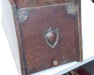 Coal scuttle