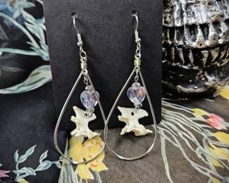 Tear Drop Black Cat Vertebra Bone Dangle Earrings