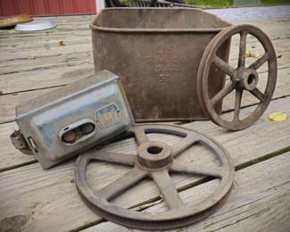 Army Tin Industrial Pulleys Electrical Flip Switch Haunted House Props