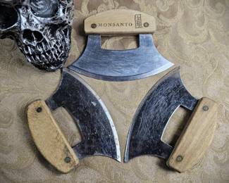 Traditional Ulu Style Skinning & Fleshing Knife Knives