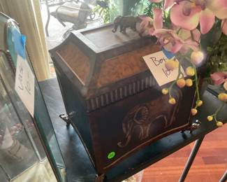 Elephant box price 10