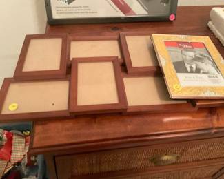 Frames FILL A BAG