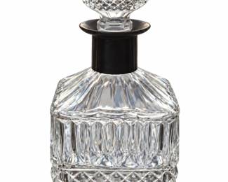 Rectangular glass decanter with round topper, beveled surrounded