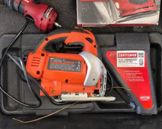 Drill Bits, Hole Saws and Driver Accessories in Carrying Case