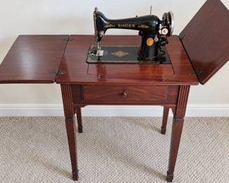 Vintage Singer Sewing Machine with Wood Cabinet