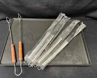 WH106Griddle For Grill And New Grill Forks Plus Tongs