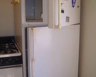 Apt. size fridge