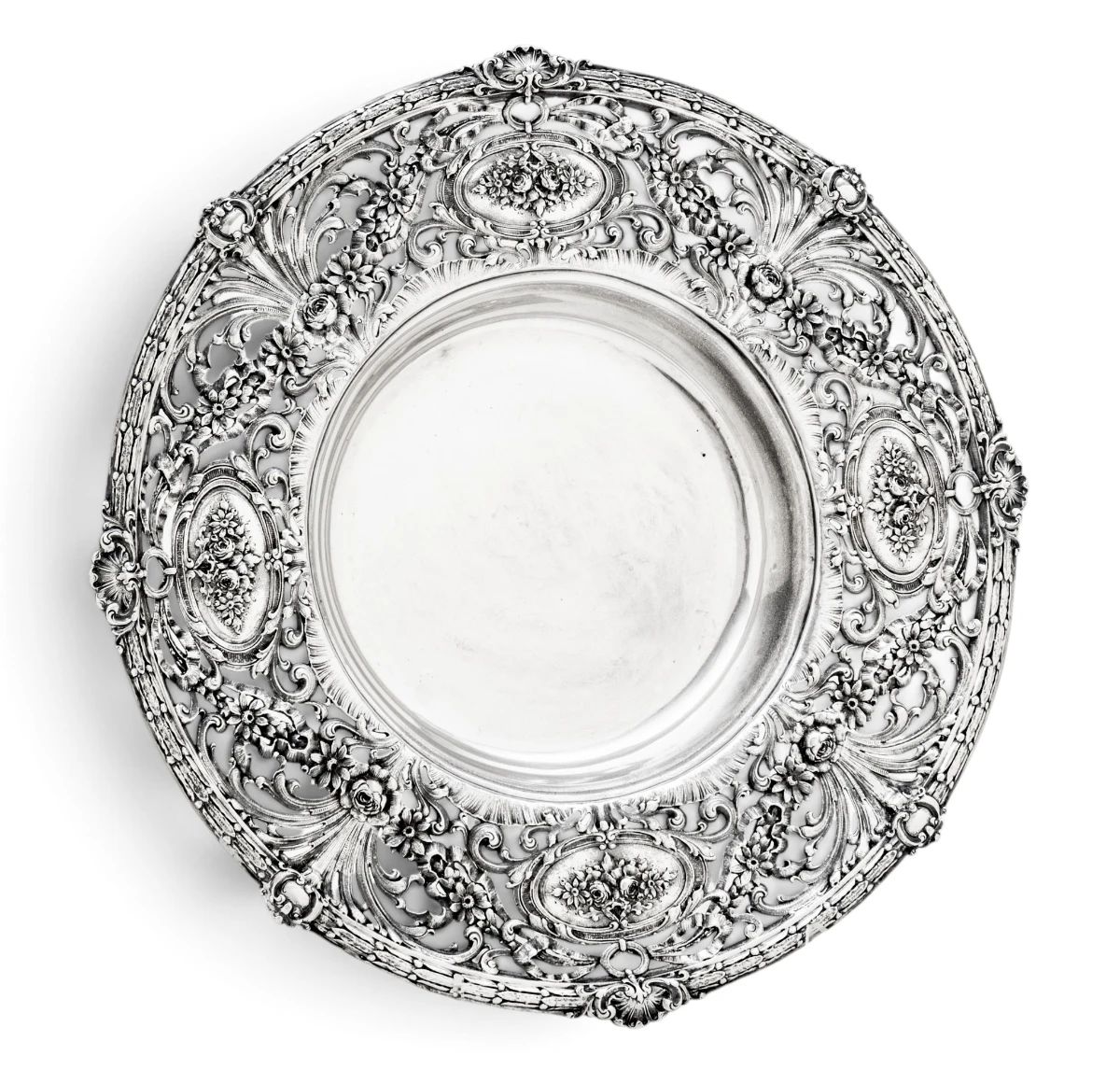 Lot 1 Redlich Co (New York, 1895-1946) Sterling Silver Centerpiece Bowl