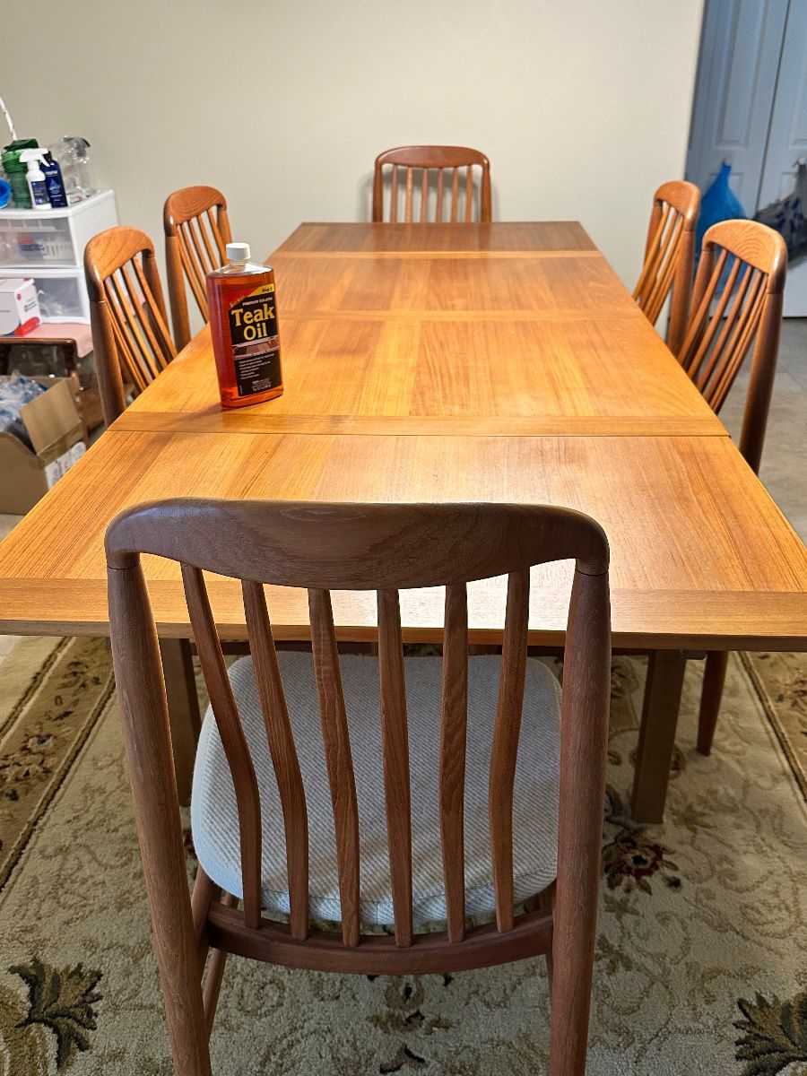 Tea table in pristine condition