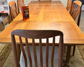 Tea table in pristine condition