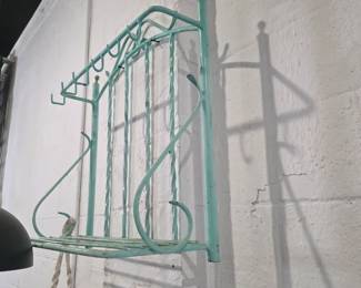 Wall storage item