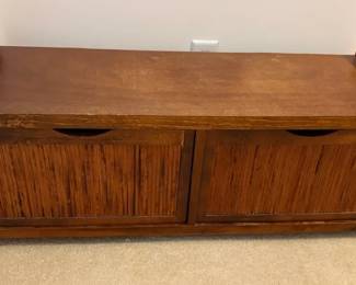 Bench with 2 Drawers