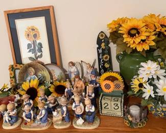 Sunflowers Denim Days Decor
