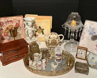 Bedroom Decor and Trinkets