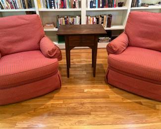 Very comfy swivel rocking chairs!