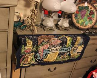 Patriotic wall hanging